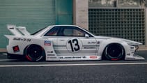 Liberty Walk Kaido Works Nissan Skyline R32 GT-R