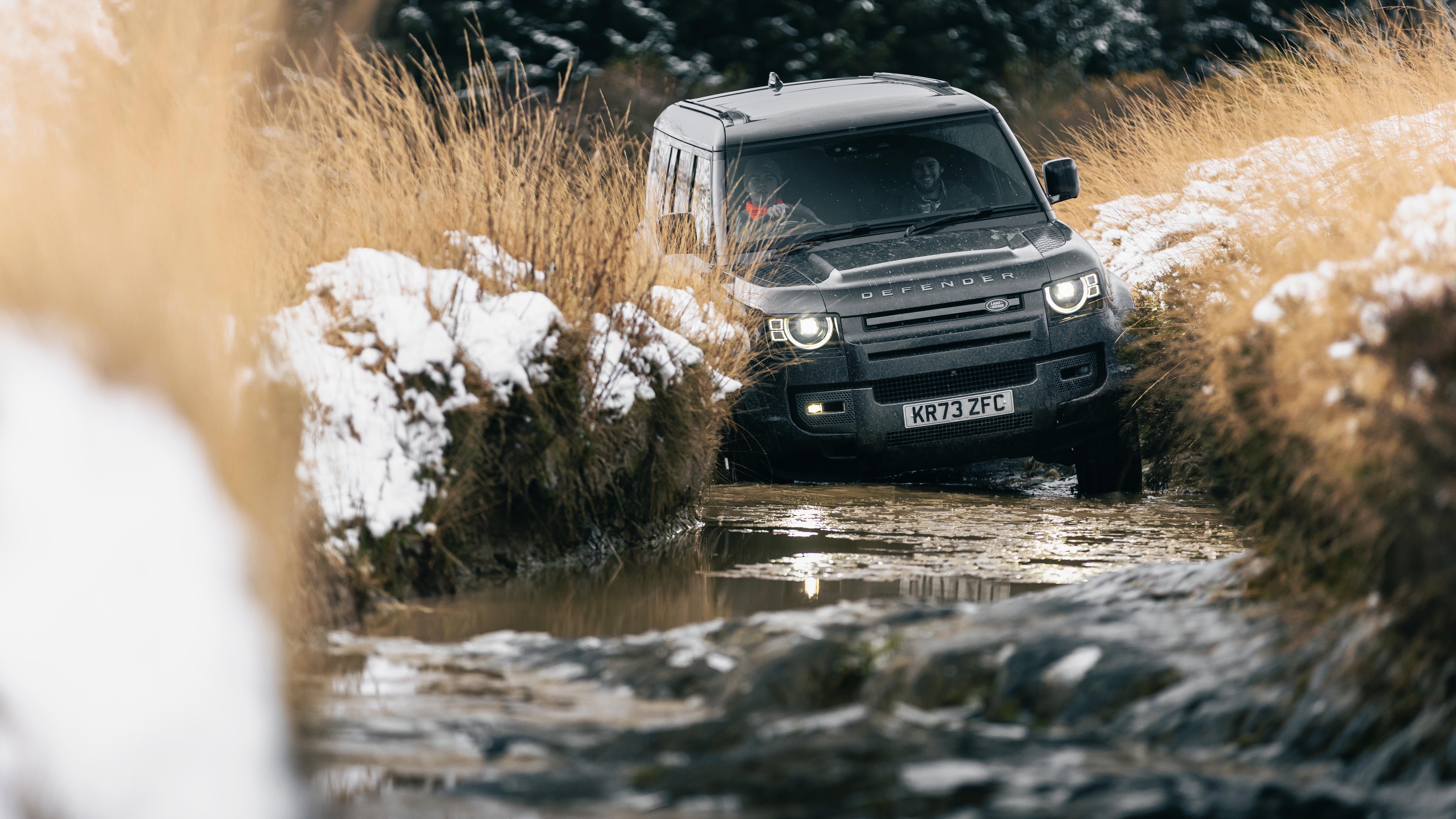 Land Rover Defender 130