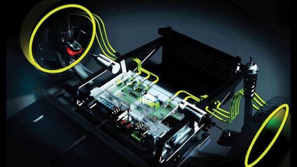 Elaphe in-wheel motor power shown by graphic where energy is outlined in yellow moving around chassis