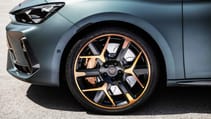 Cupra Leon exterior front wheel static