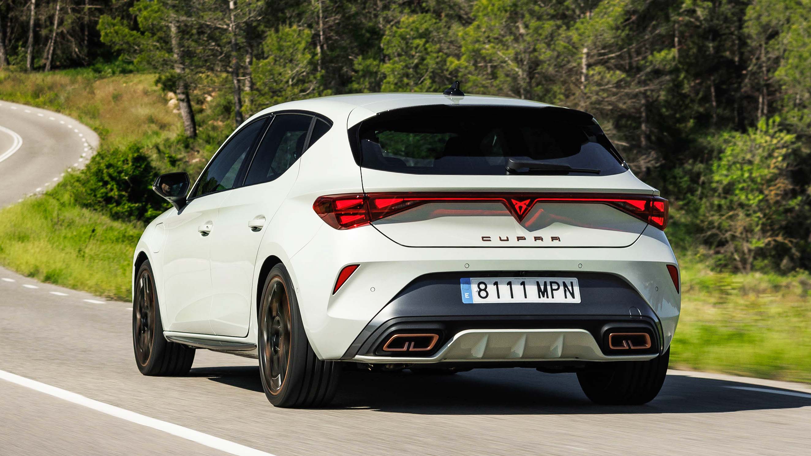 Cupra Leon exterior rear three quarter dynamic