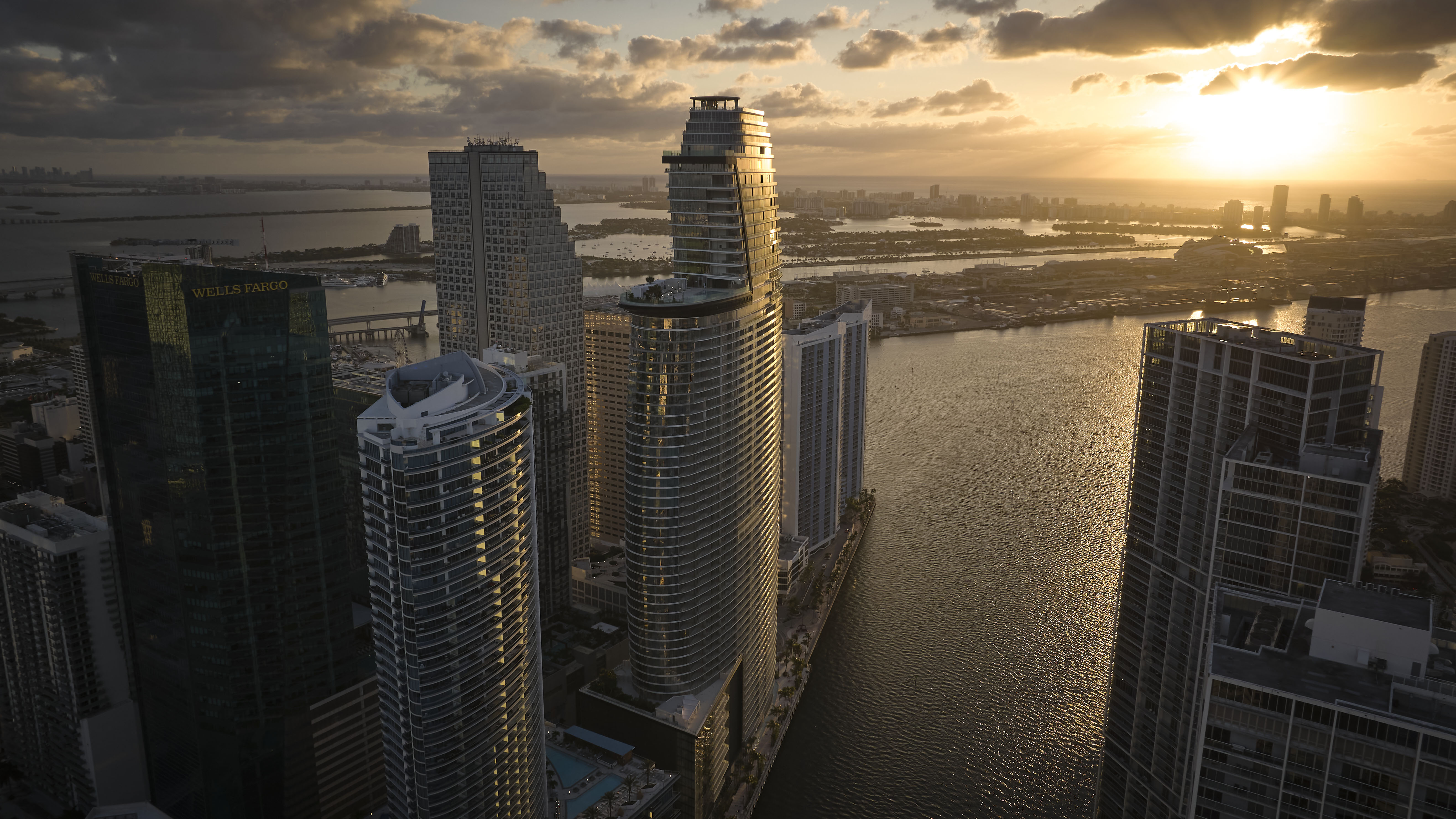 Aston Martin Miami residence