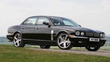 Jaguar XJR 