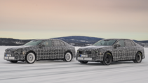 BMW Neue Klasse 3ser on ice - twin driving shot