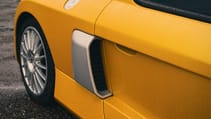 Renault Clio V6