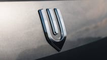 Skywell BE11 exterior badge