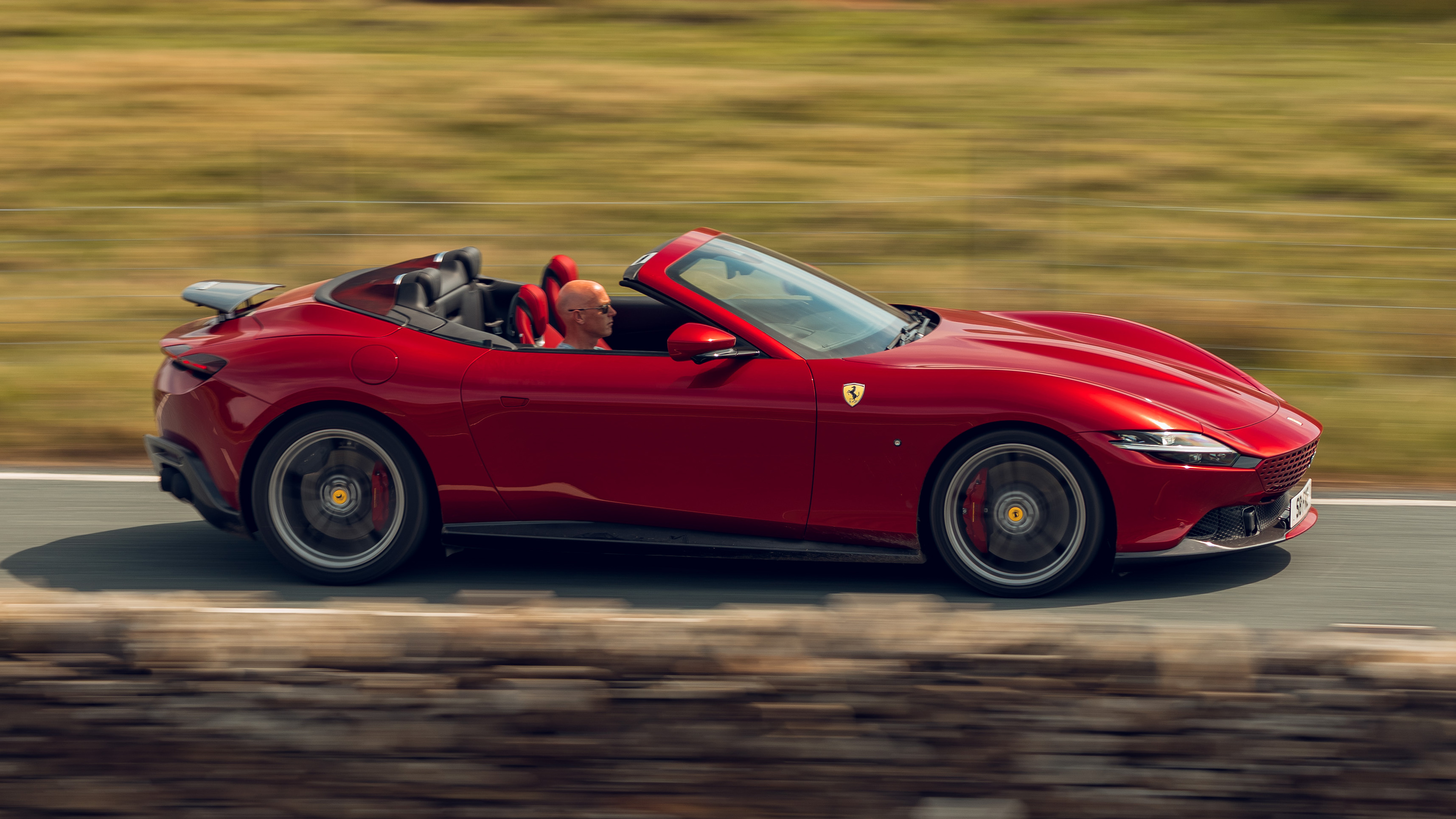 Ferrari Roma Spider