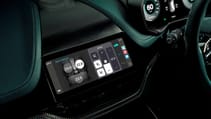 Aston Martin, Apple CarPlay
