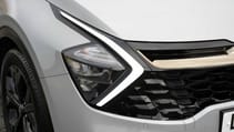 Kia Sportage exterior front lights