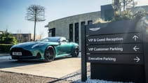 Aston Martin DB12