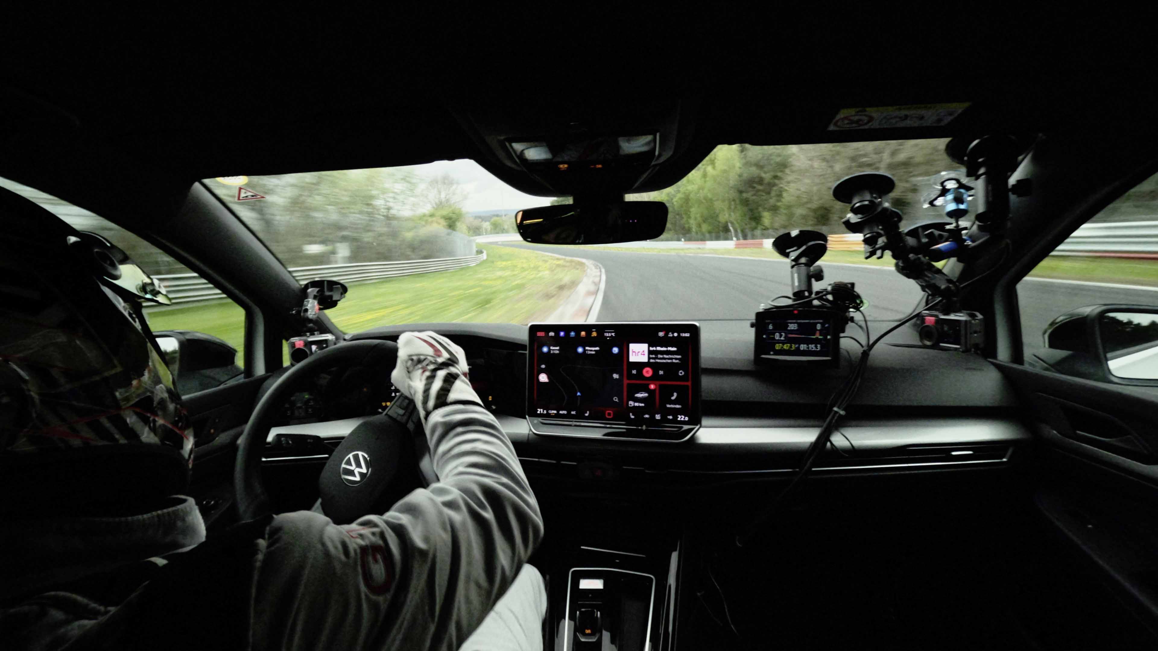 VW Golf GTI Edition 50