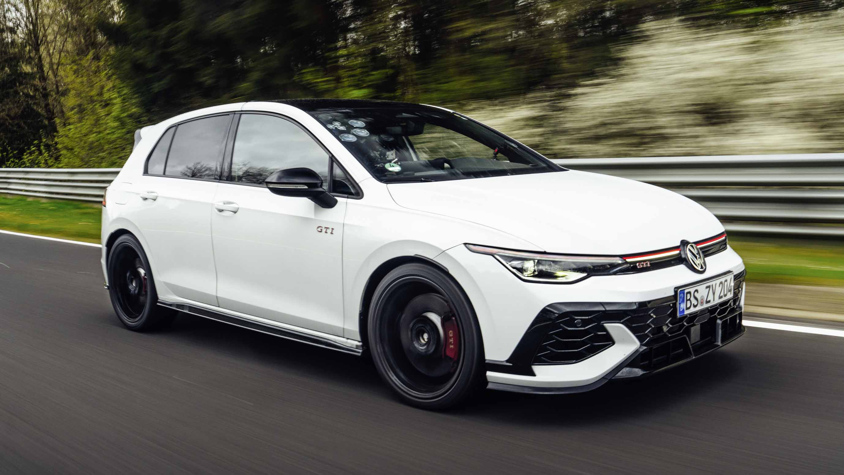 VW Golf GTI Edition 50