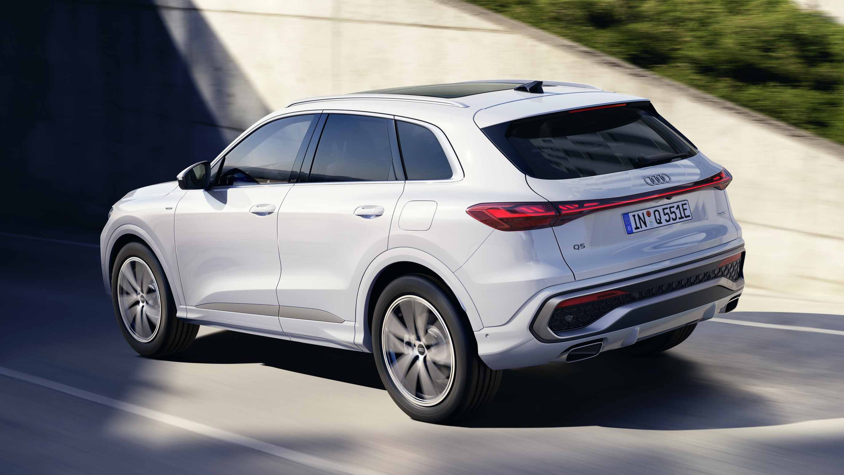 Audi Q5 SUV e-hybrid