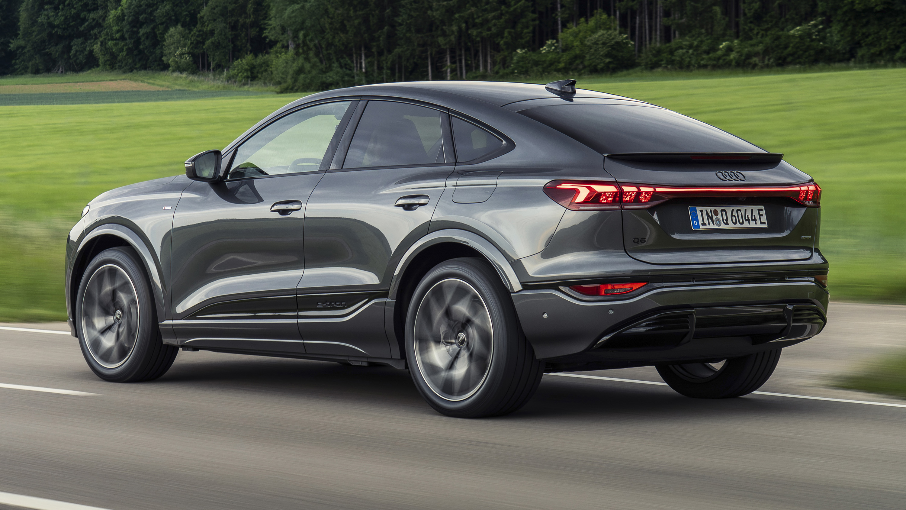 TopGear's Audi Q6 Sportback e-tron review