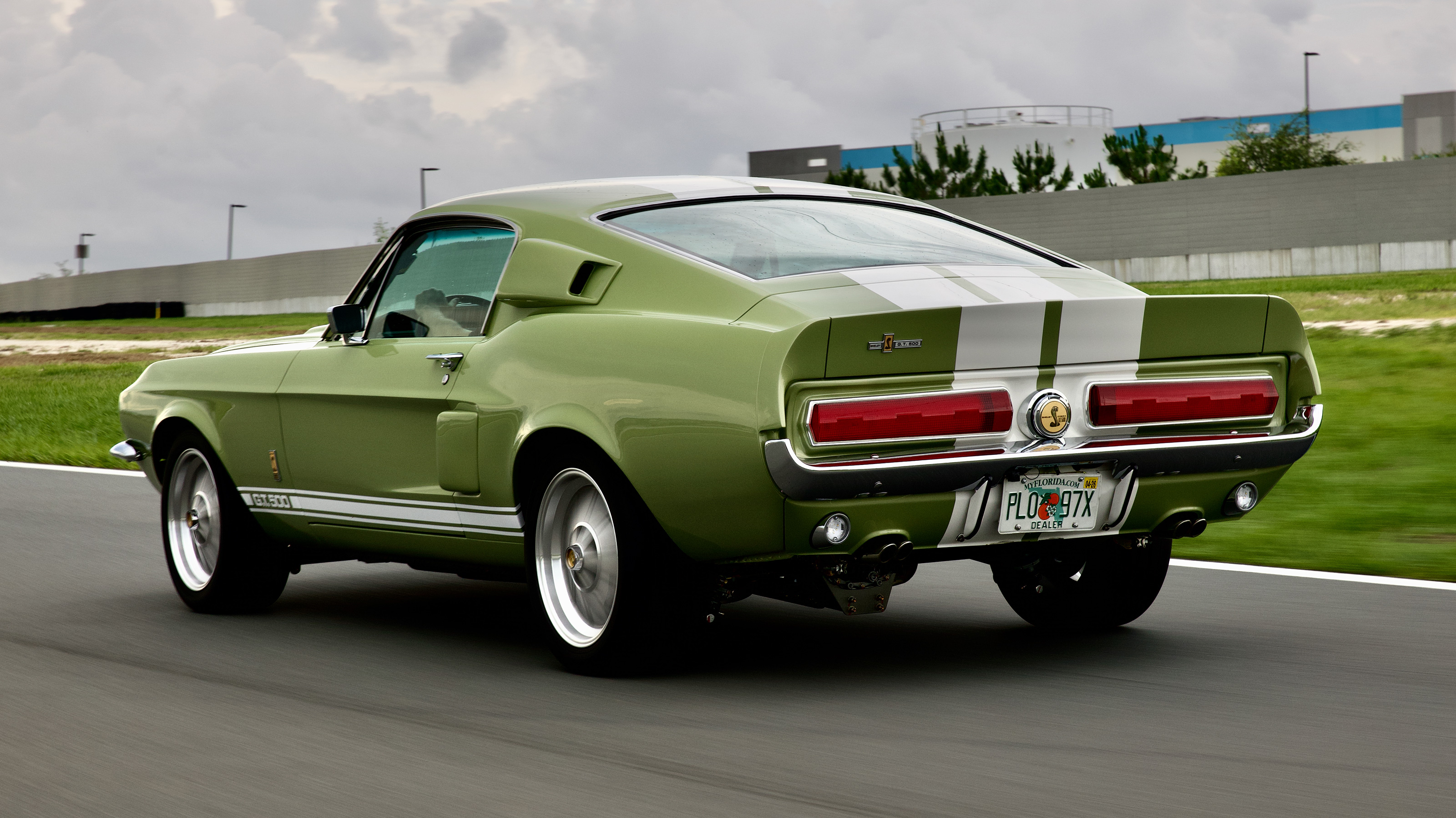 Revology 1967 Shelby GT500 rear