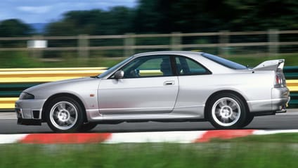 Nissan Skyline (R33)  