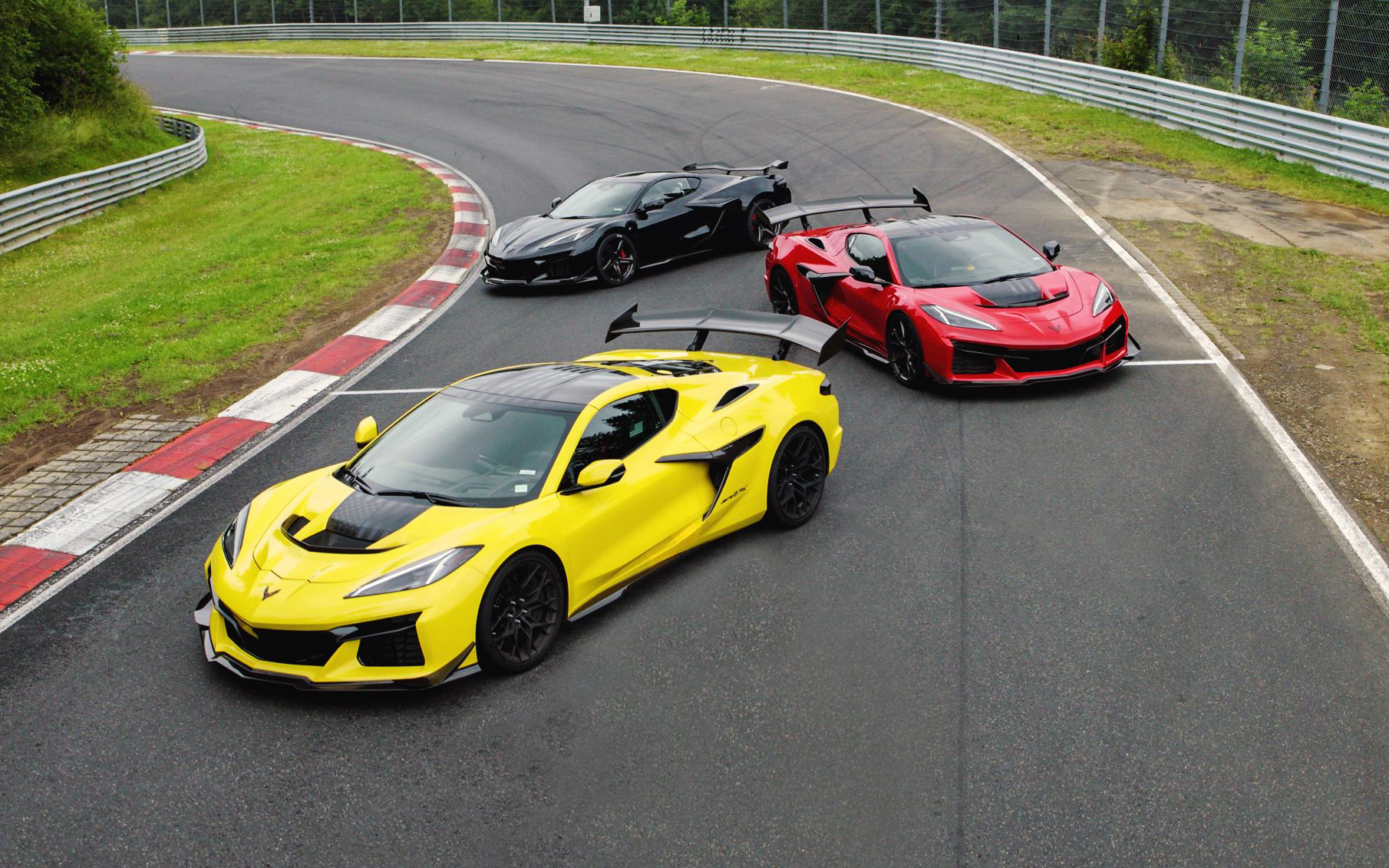 Chevrolet Corvette ZR1X, ZR1, Z06