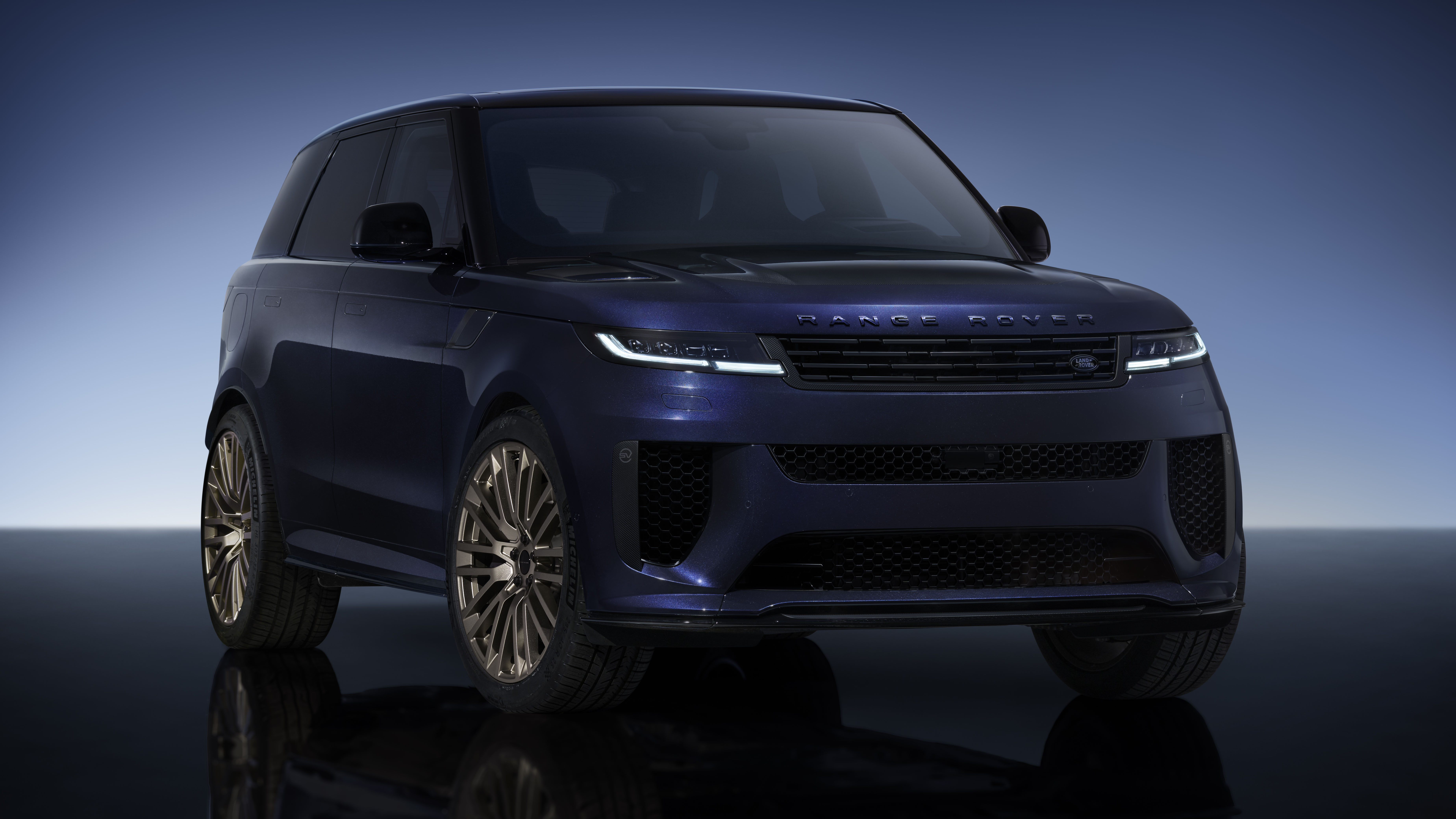 Range Rover Sport SV Nocturne