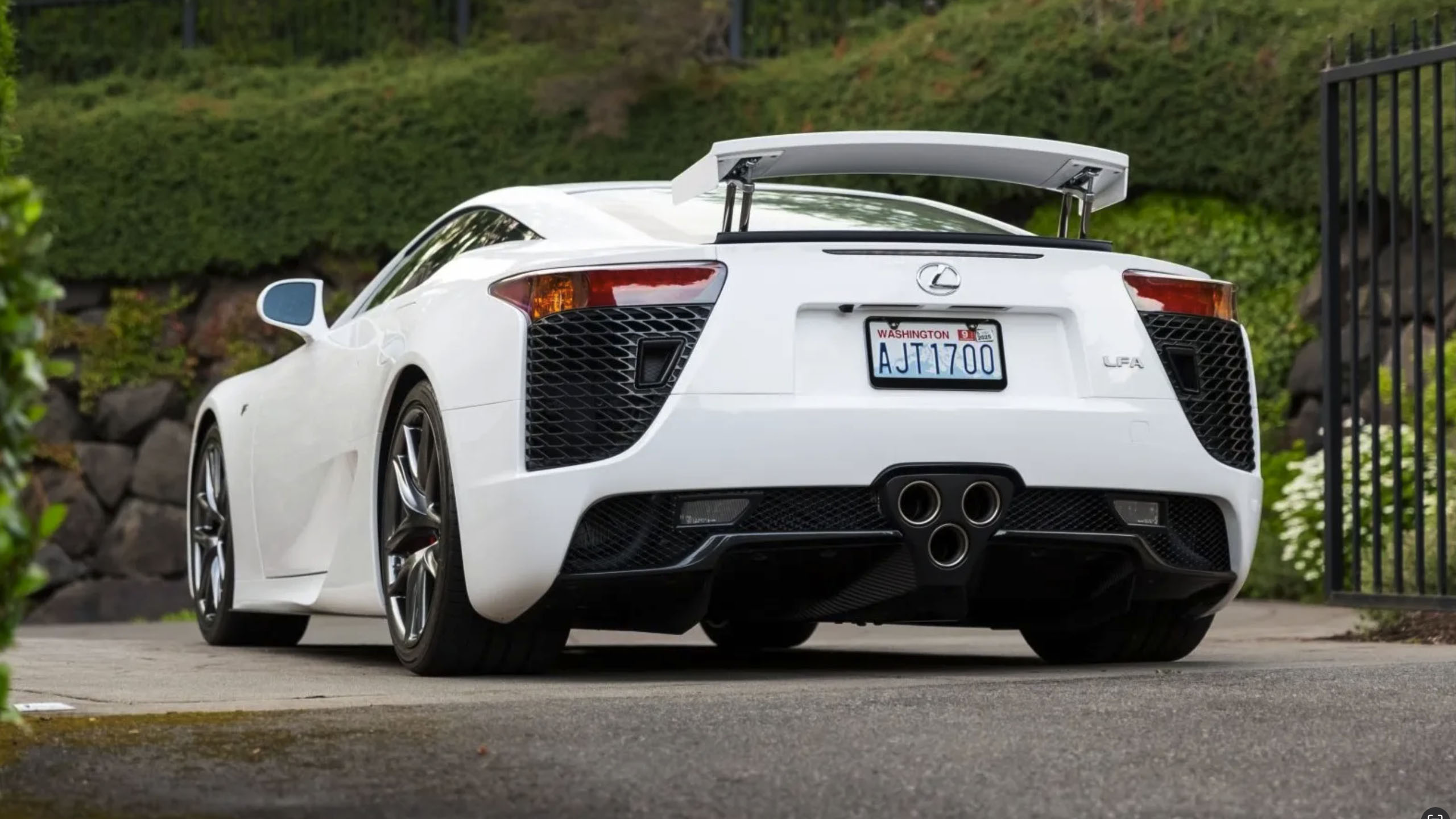 Lexus LFA for sale
