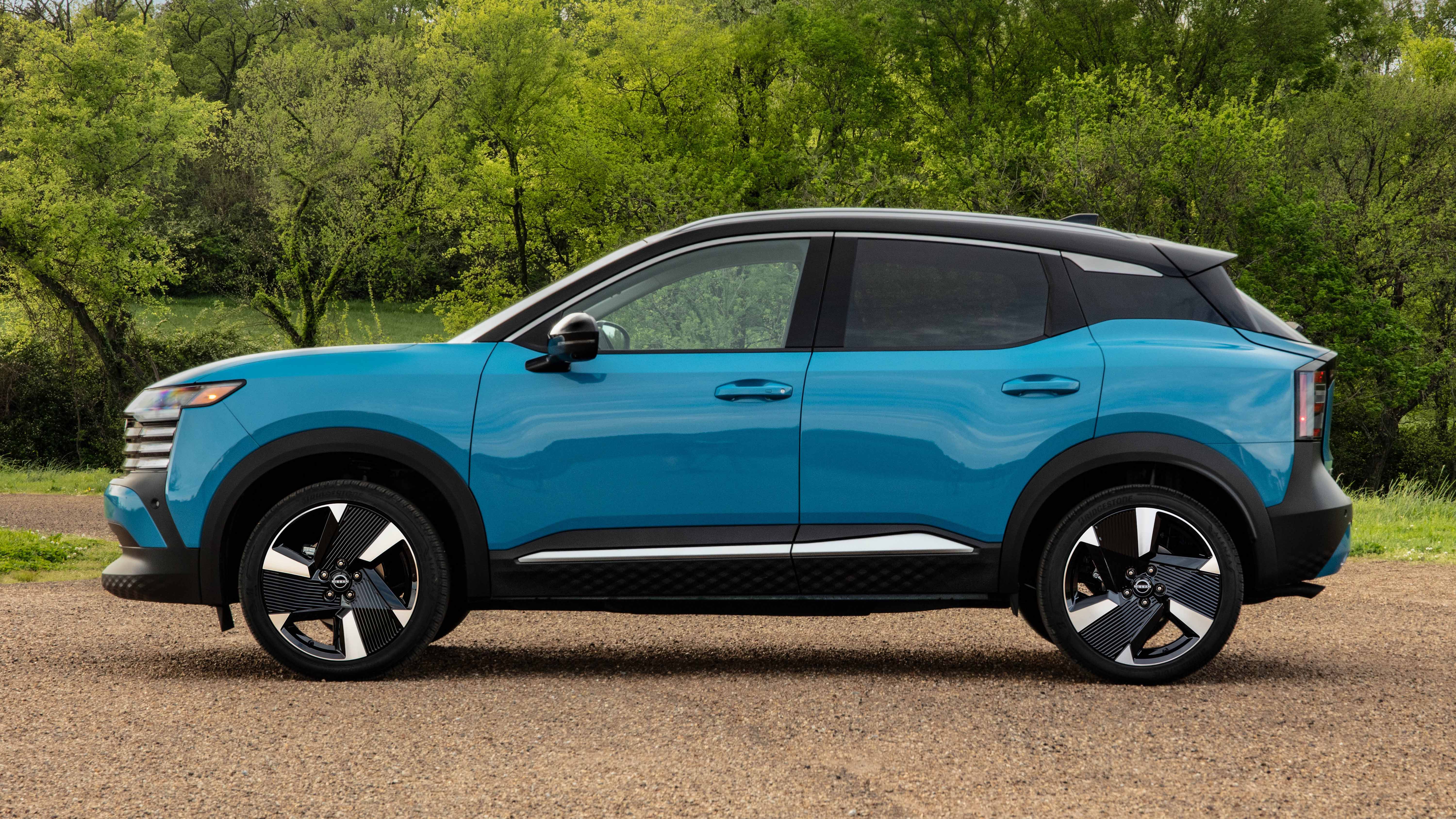 Nissan Kicks exterior side