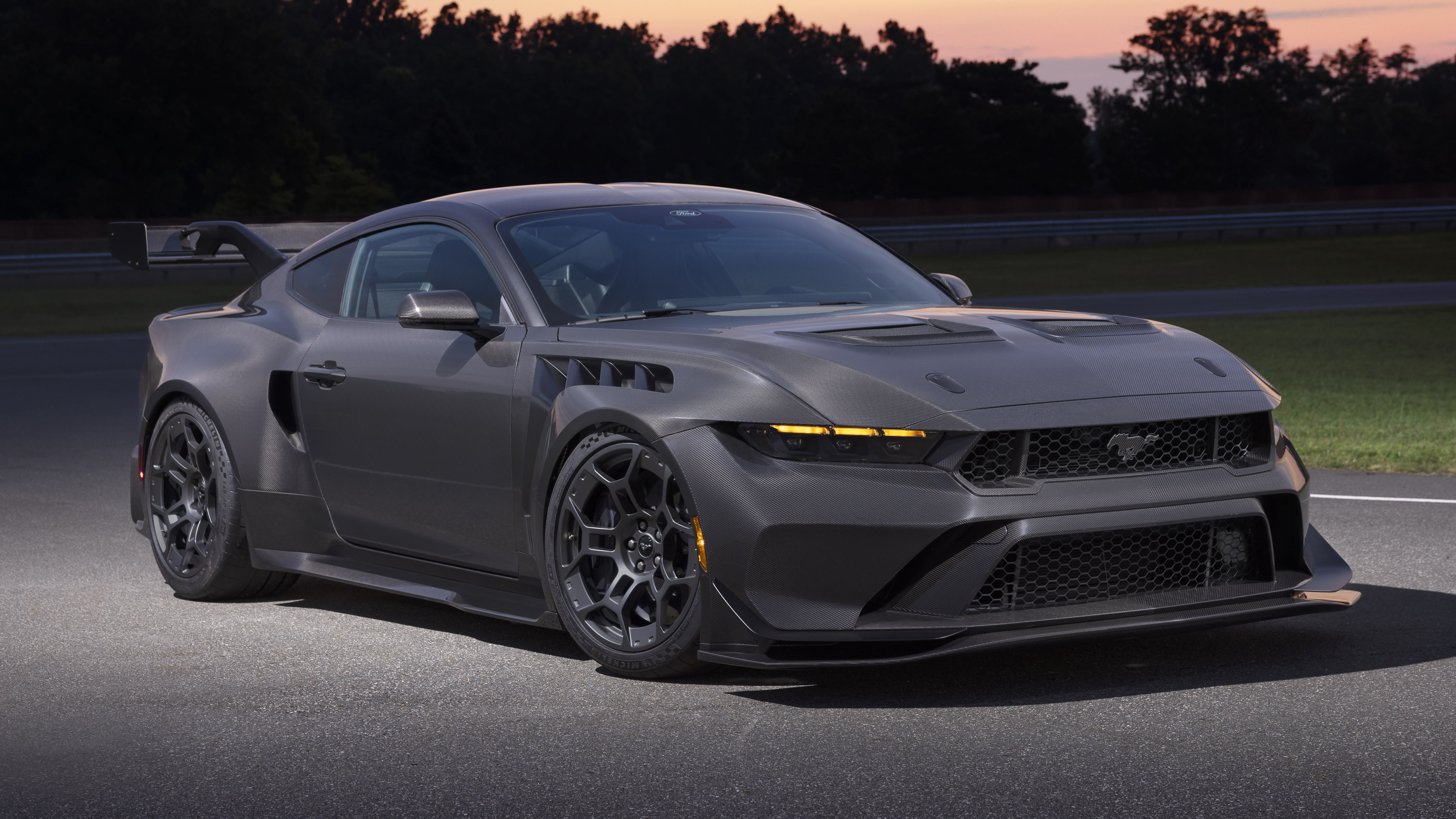 Ford Mustang GTD Liquid Carbon revealed