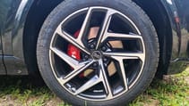 Porsche Macan Turbo, Audi SQ6 e-tron