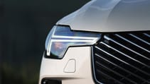Volvo XC90 headlight