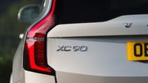 Volvo XC90 brake light