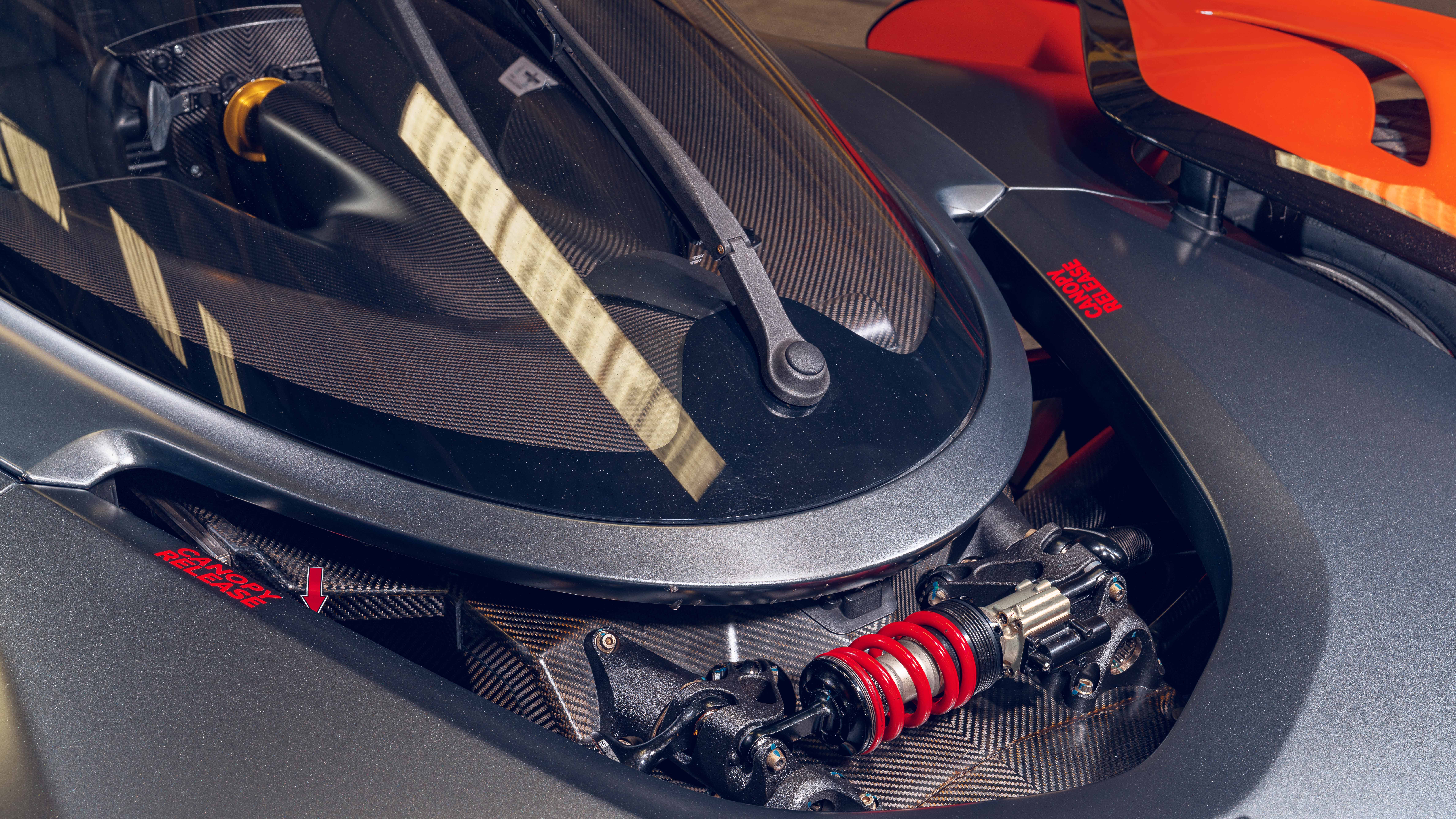 McLaren Solus GT