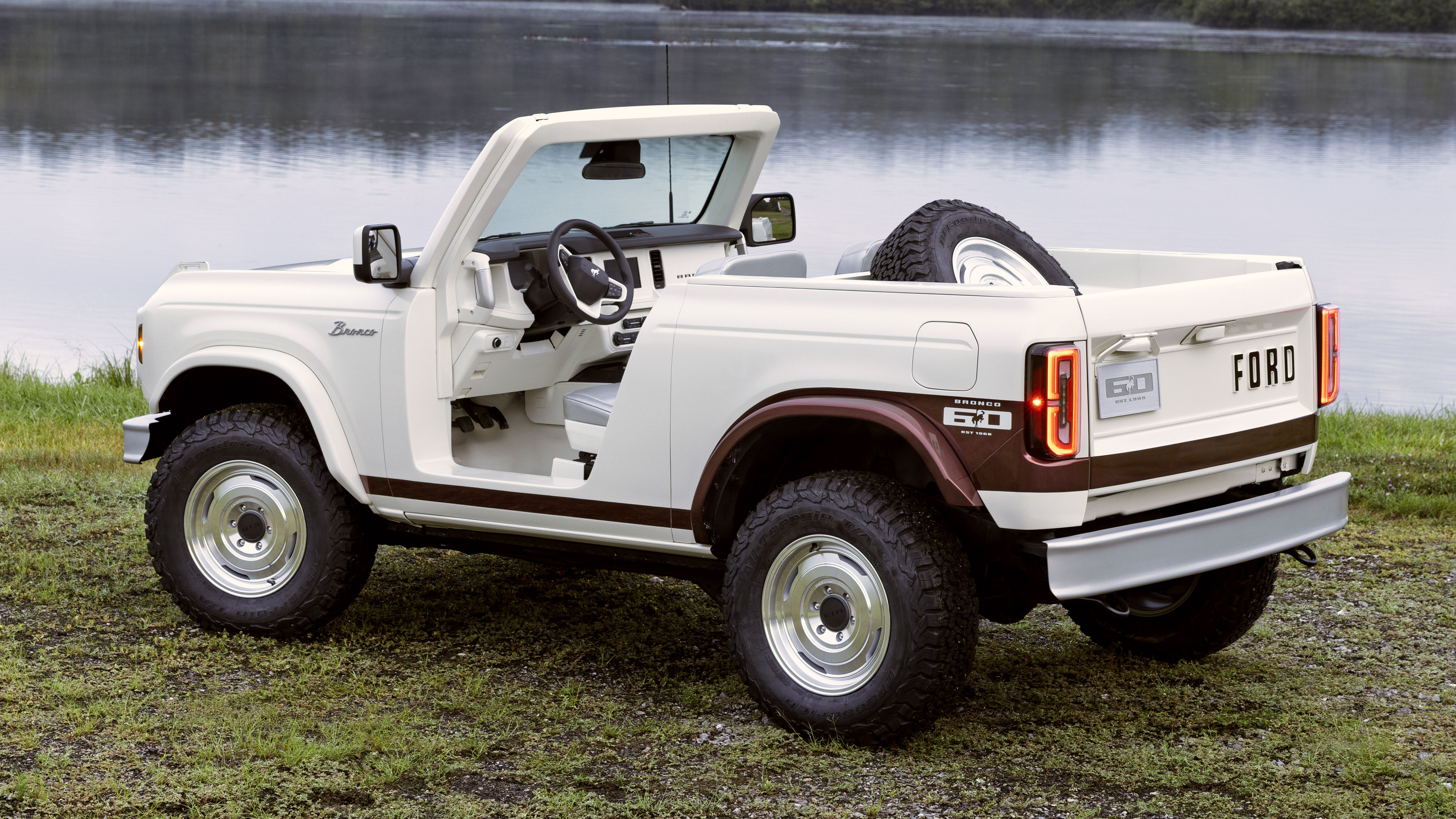 Ford Bronco Roadster Concept revealed