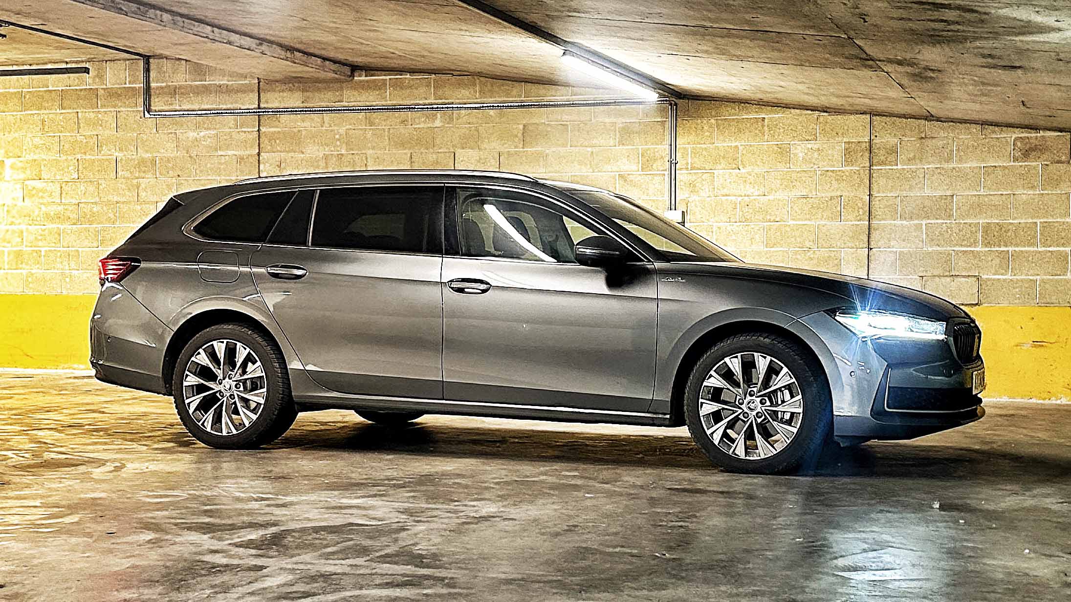 Skoda Superb Estate