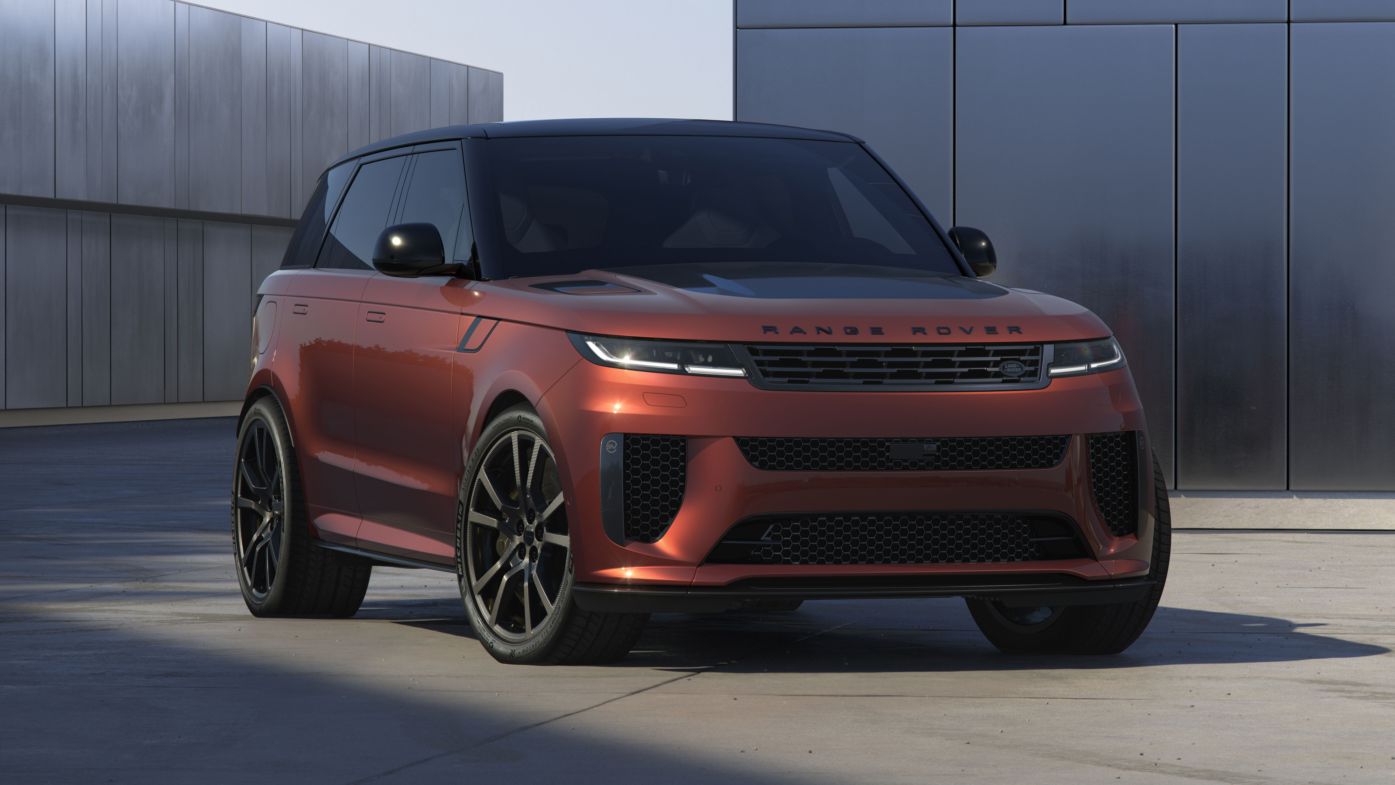 Range Rover Sport SV Carbon revealed