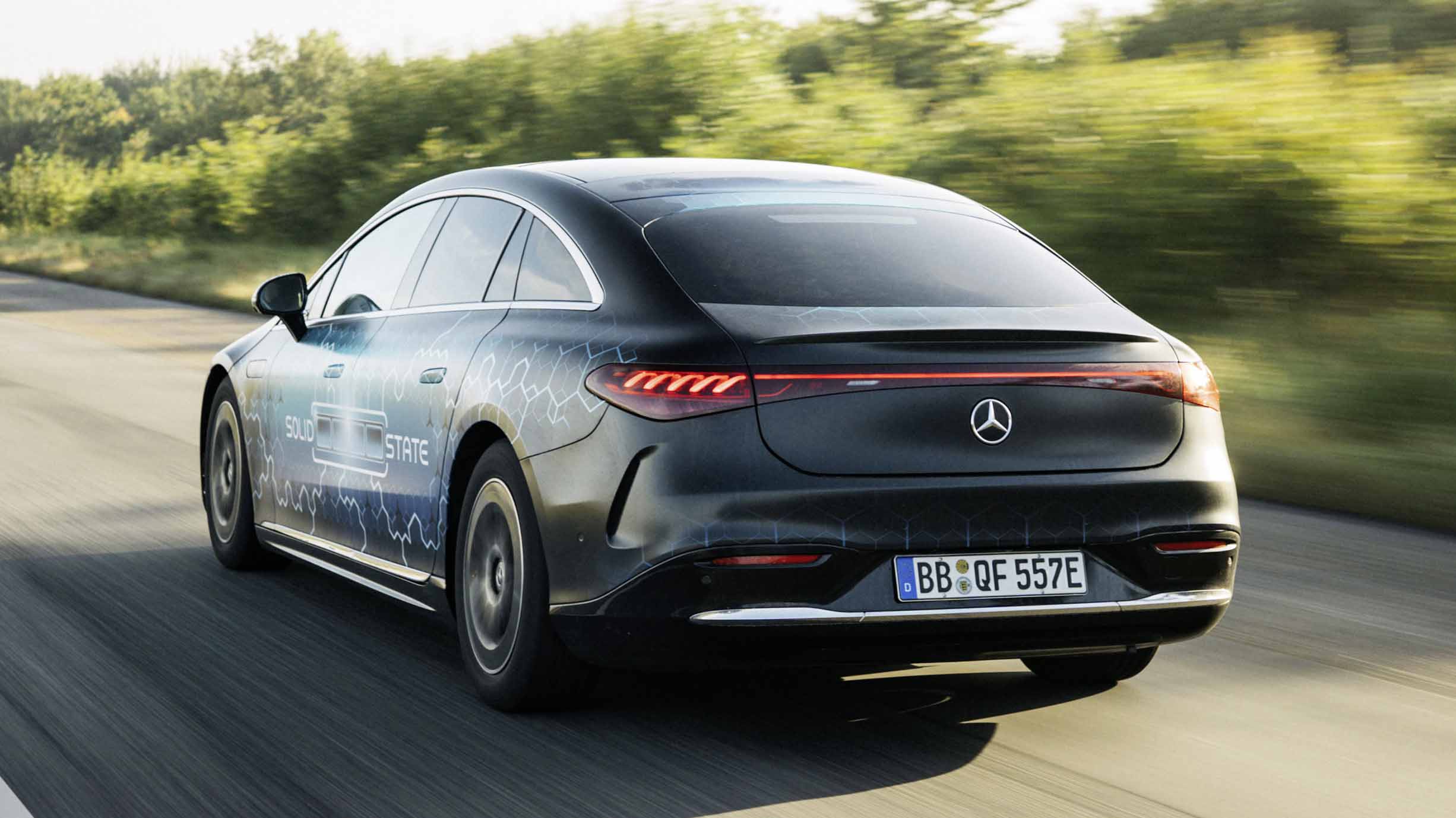 Mercedes EQS