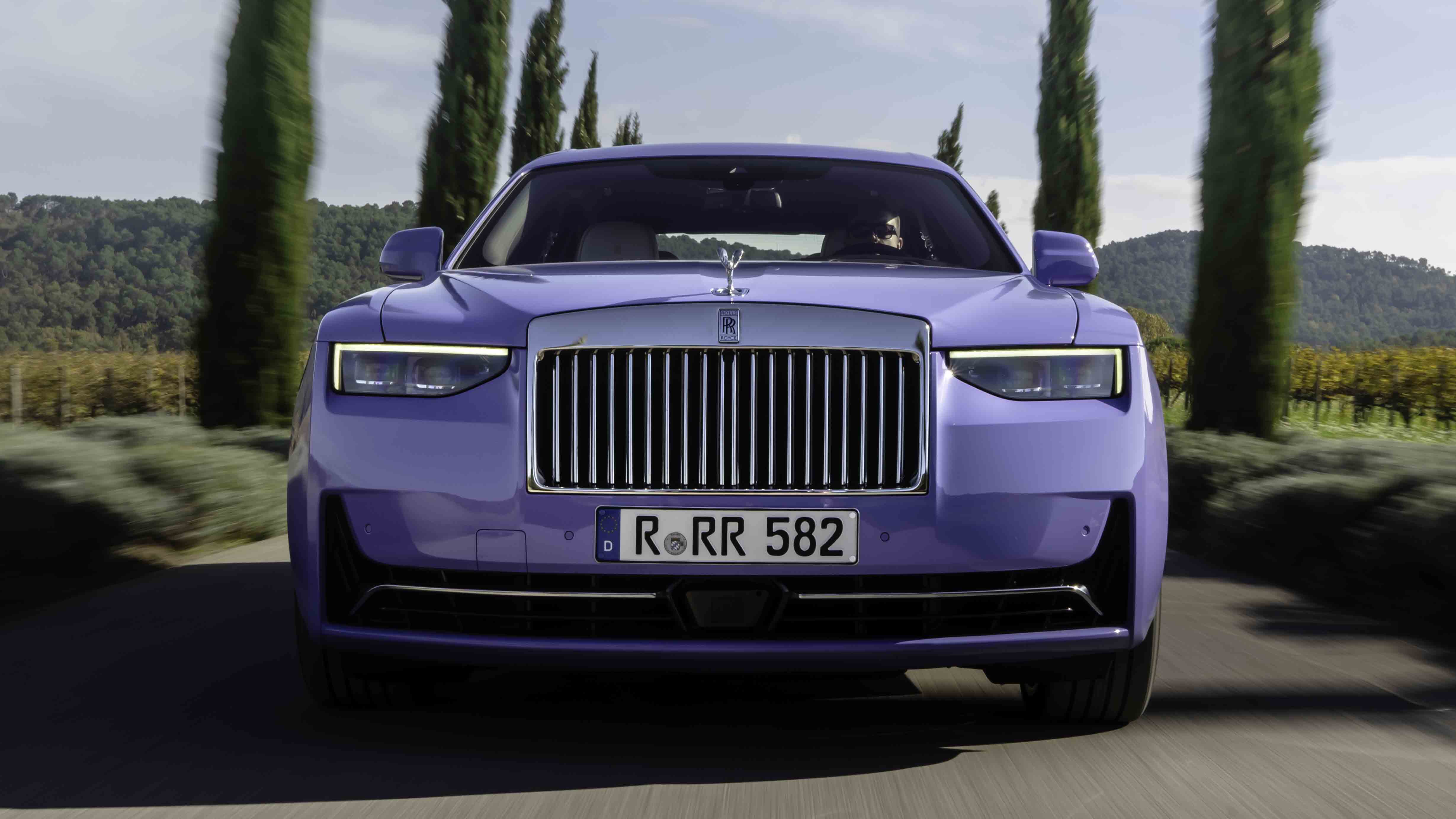 Rolls-Royce Ghost Series II front dynamic