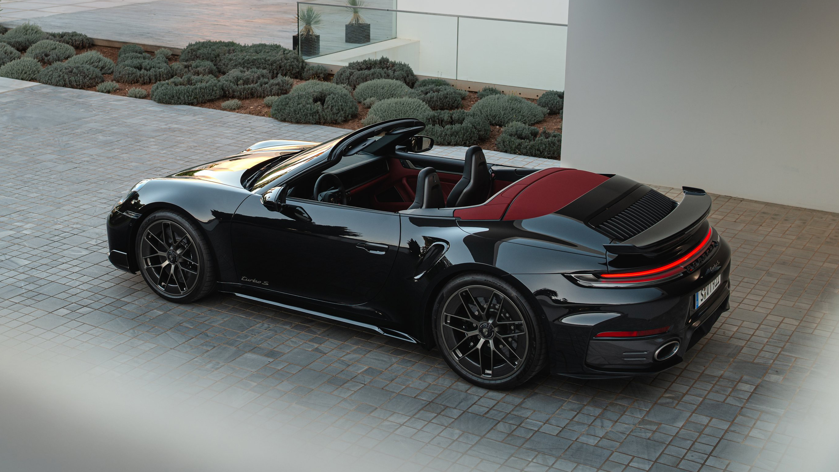 Porsche 911 Turbo S Cabrio Top Gear