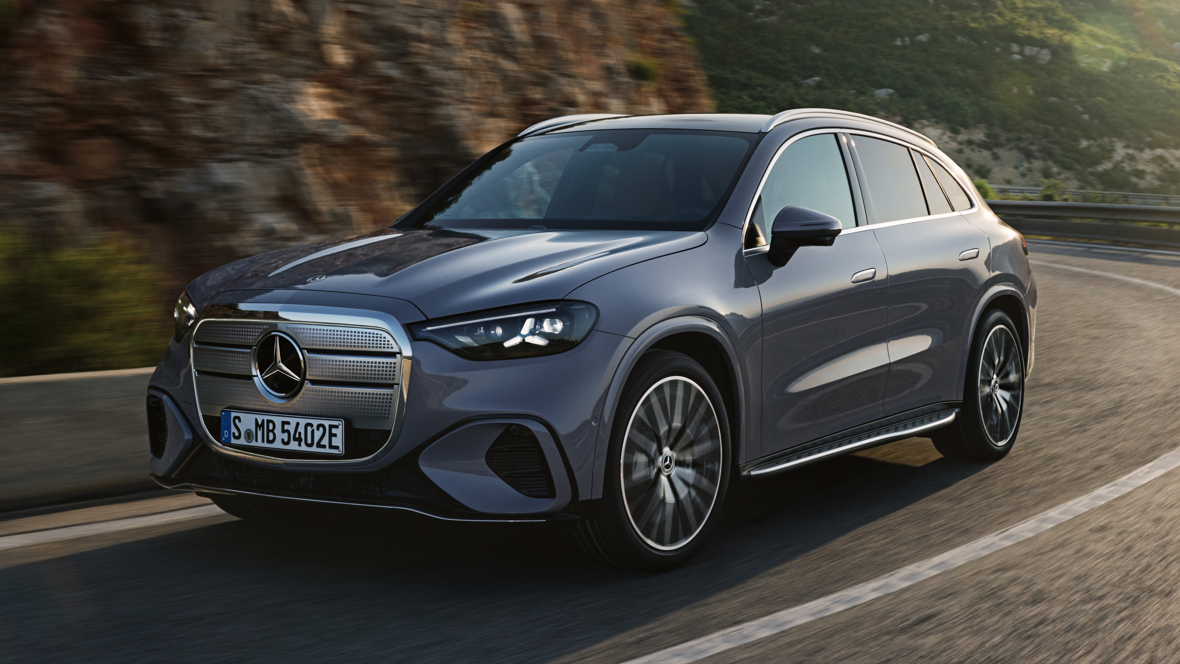 Mercedes-Benz GLC with EQ Technology Top Gear
