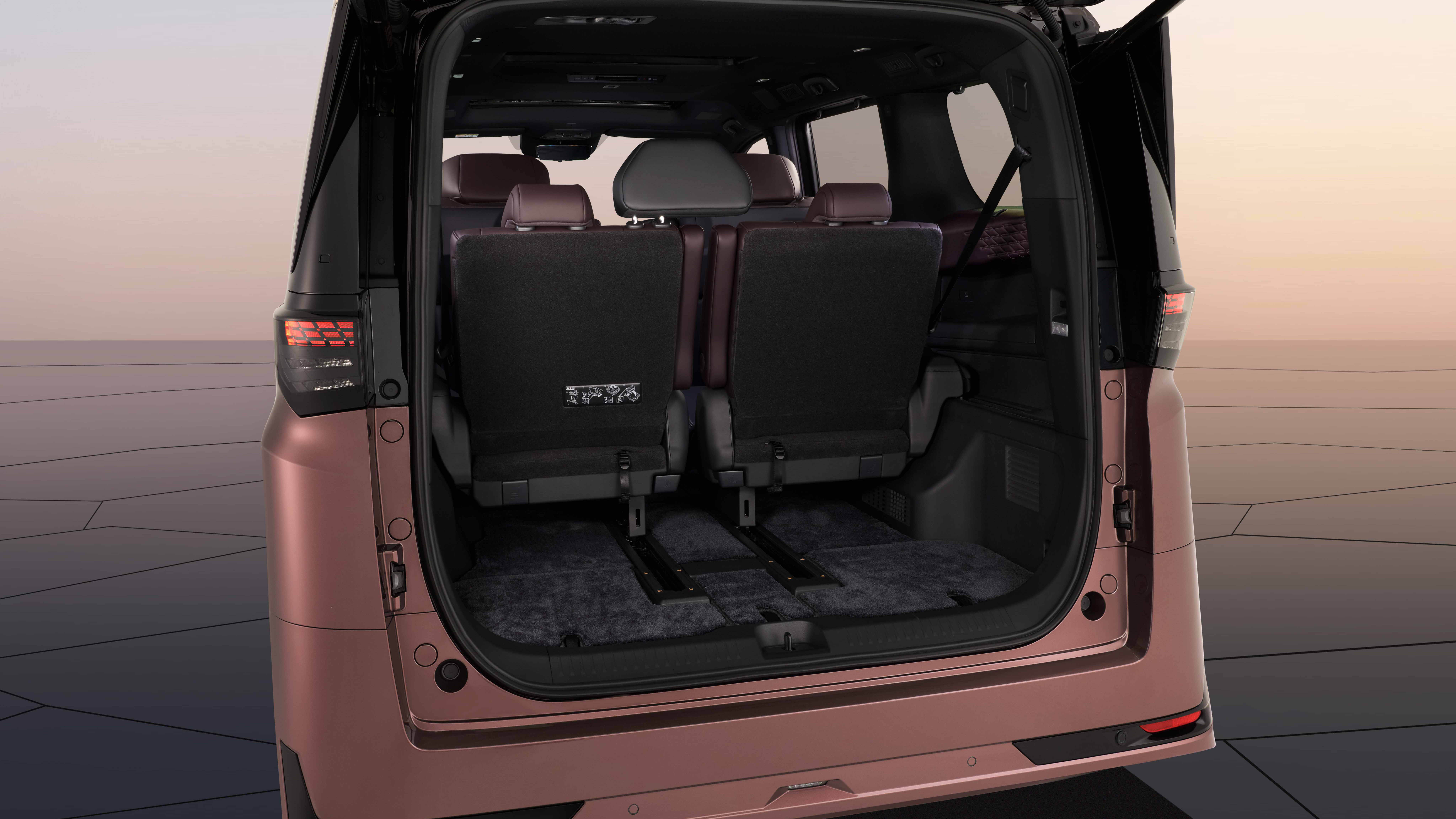 Nissan Elgrand Top Gear