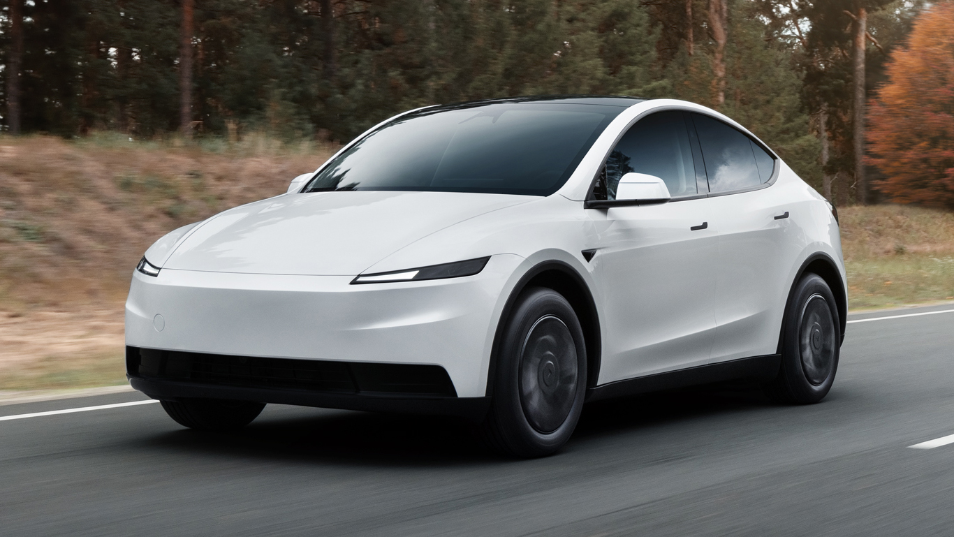 Tesla Model Y Standard UK