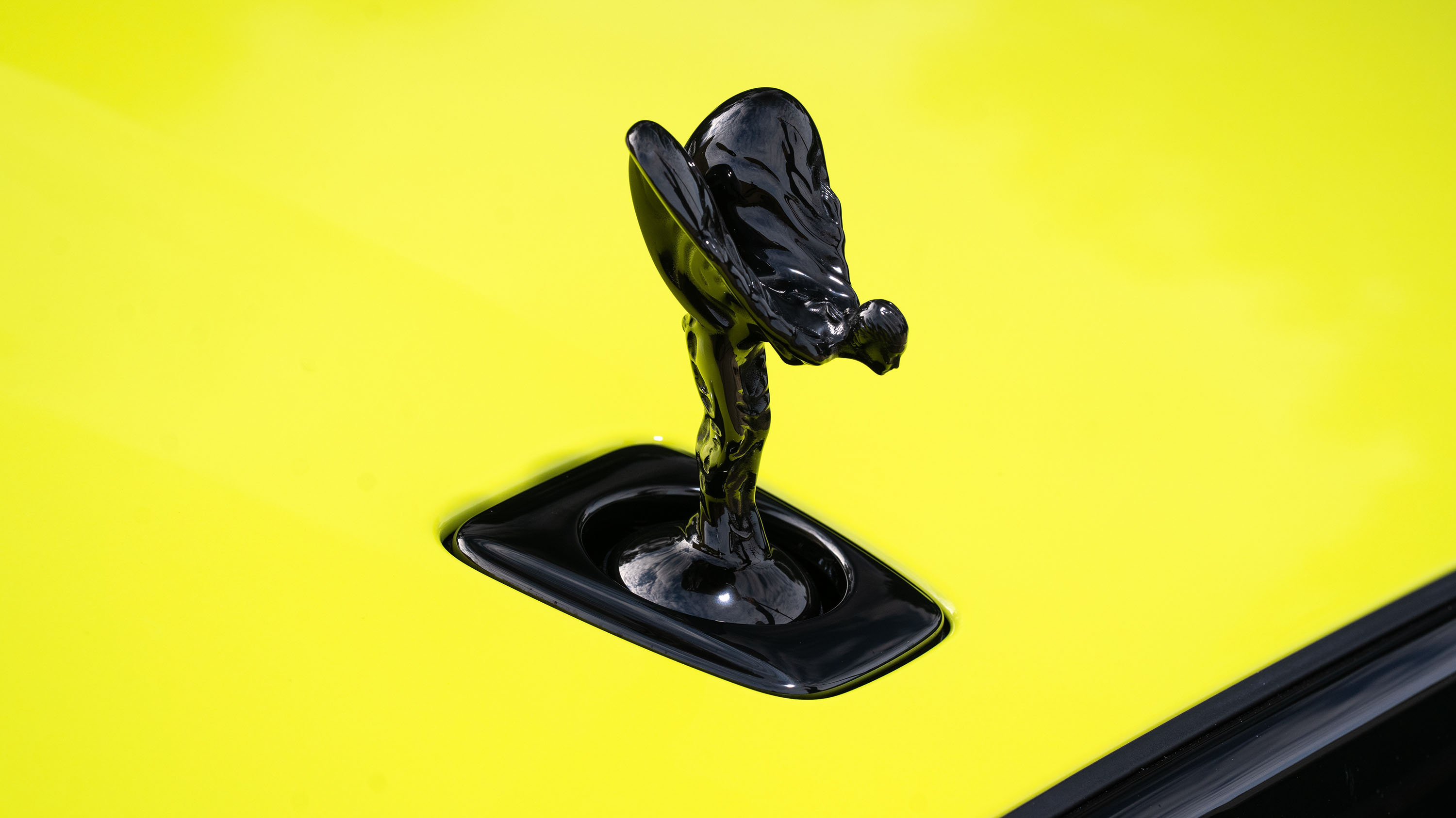 Rolls-Royce Black Badge Ghost Series II Top Gear review