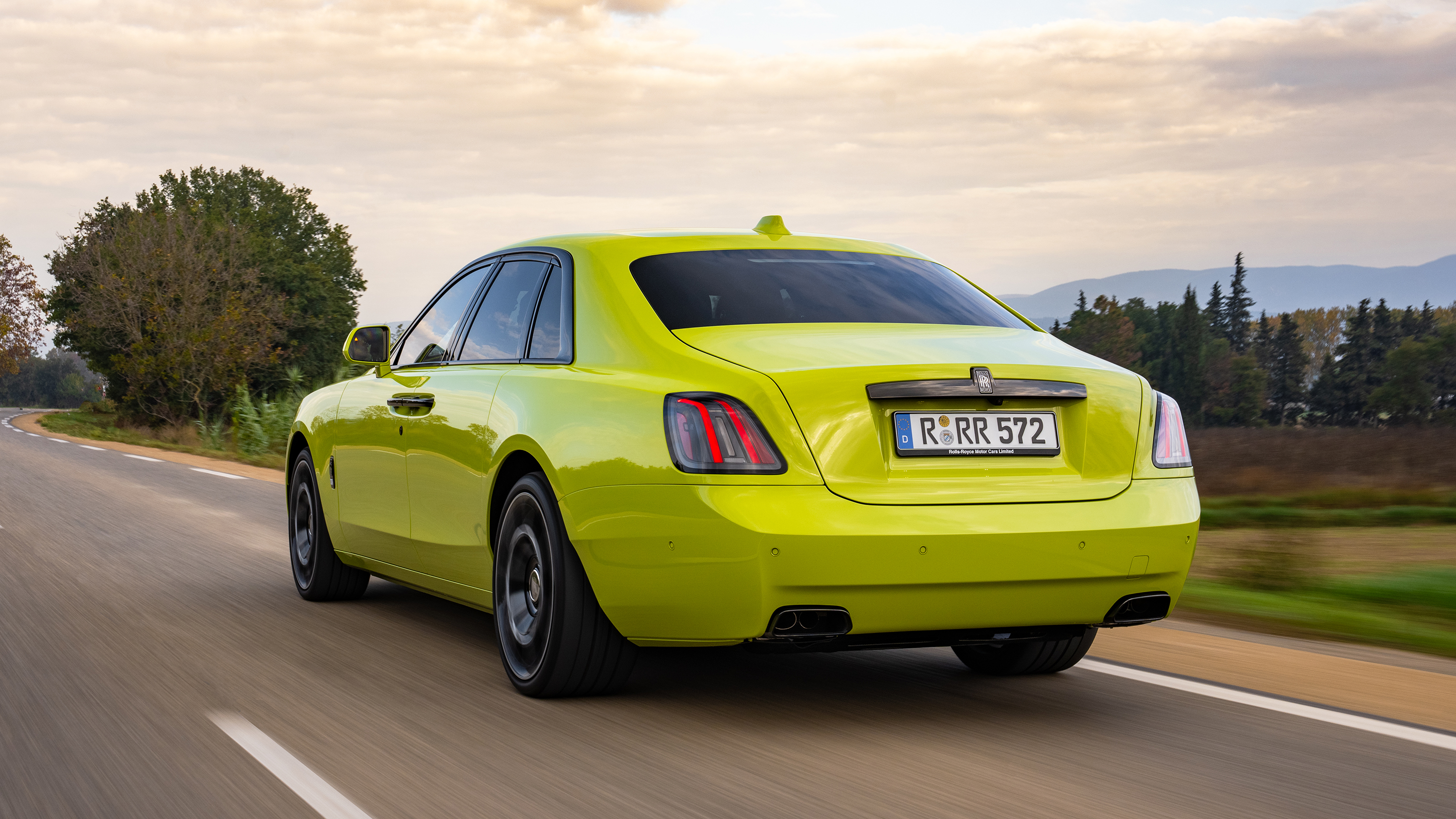 Rolls-Royce Black Badge Ghost Series II Top Gear review