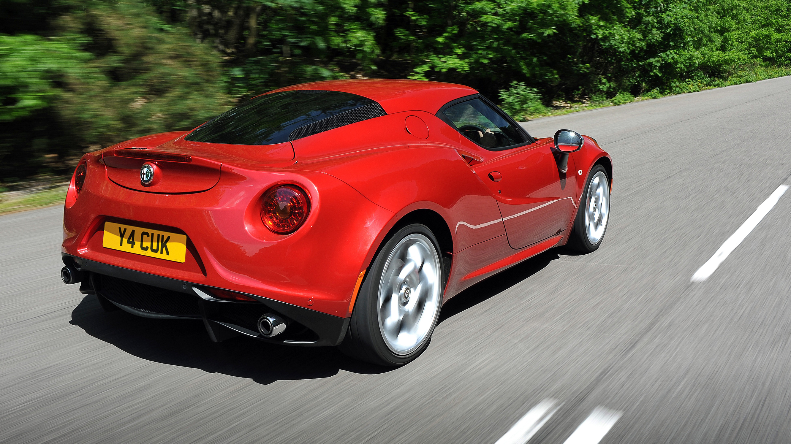 buyers_guide_-_alfa4c_-_rear_quarter.jpg