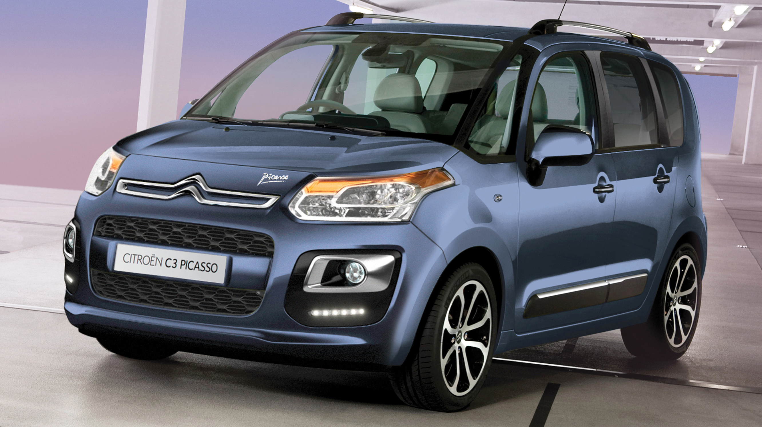buyers_guide_-_citroen_c3_picasso_2014_-_front_quarter.jpg