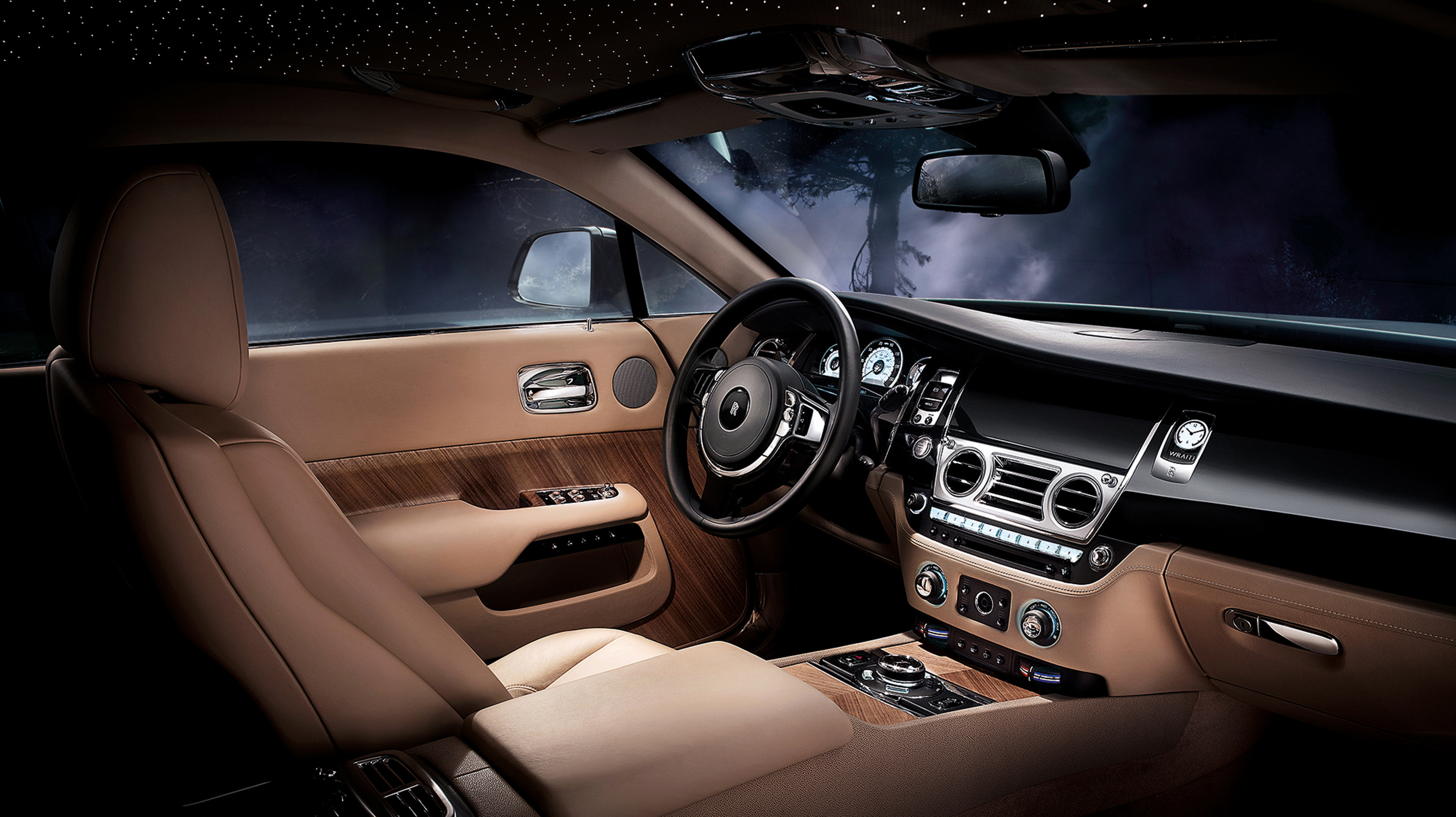 buyers_guide_-_rolls_royce_wraith_2014_-_interior.jpg