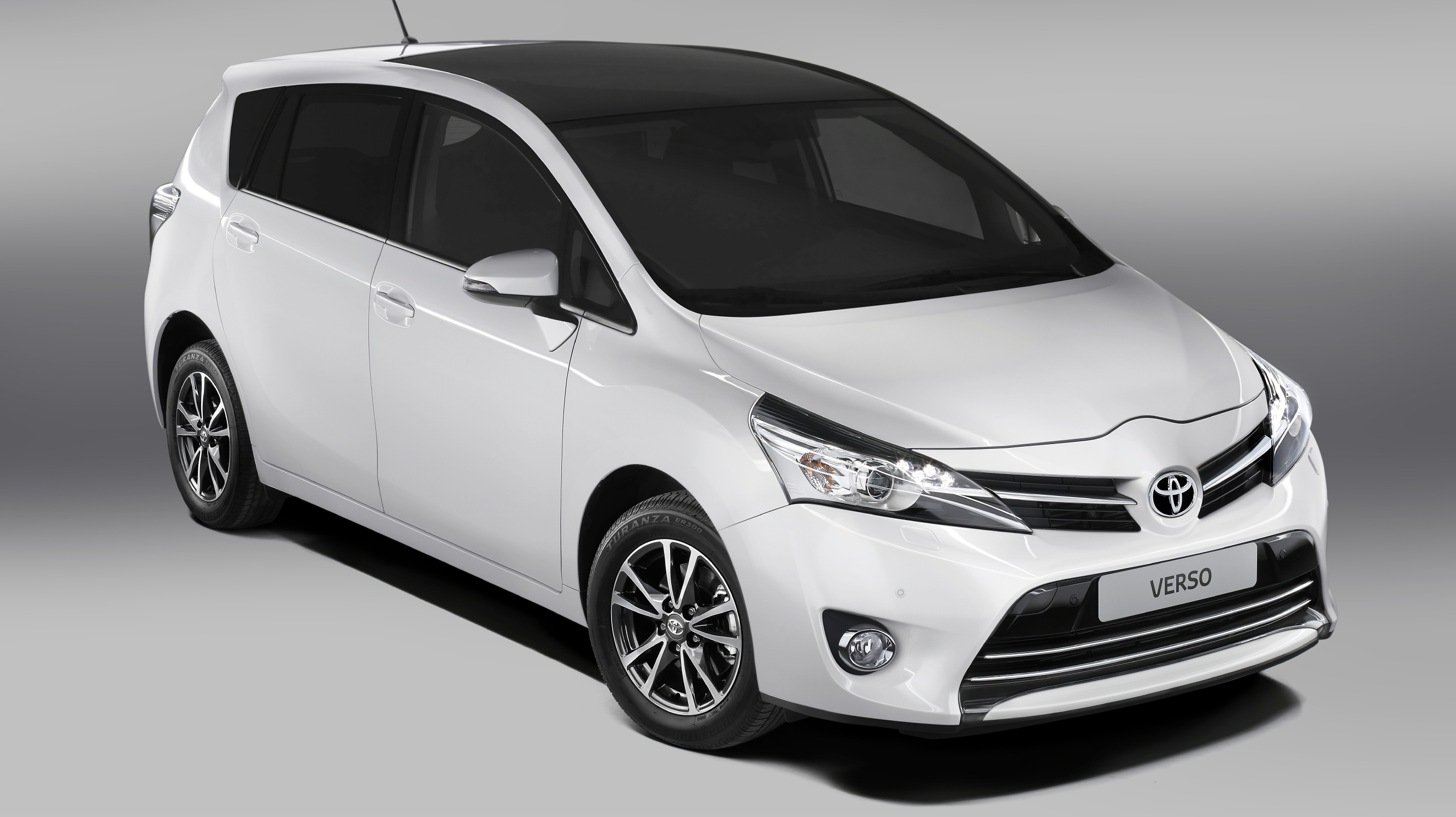 buyers_guide_-_toyota_verso_2014_-_front_quarter_2.jpg