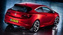 buyers_guide_-_vauxhall_astra_vxr_2014_-_rear.jpg