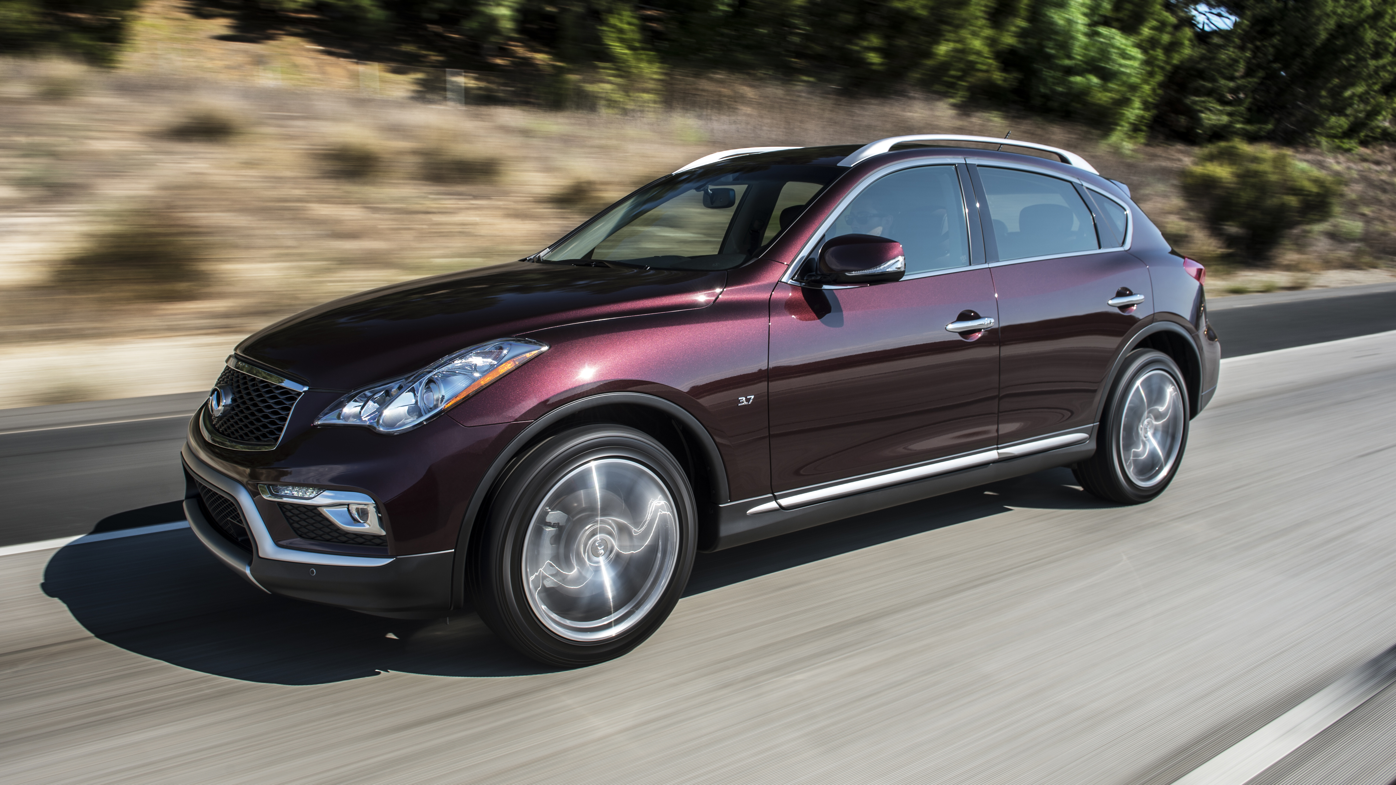 2016_infiniti_qx50_03.jpg