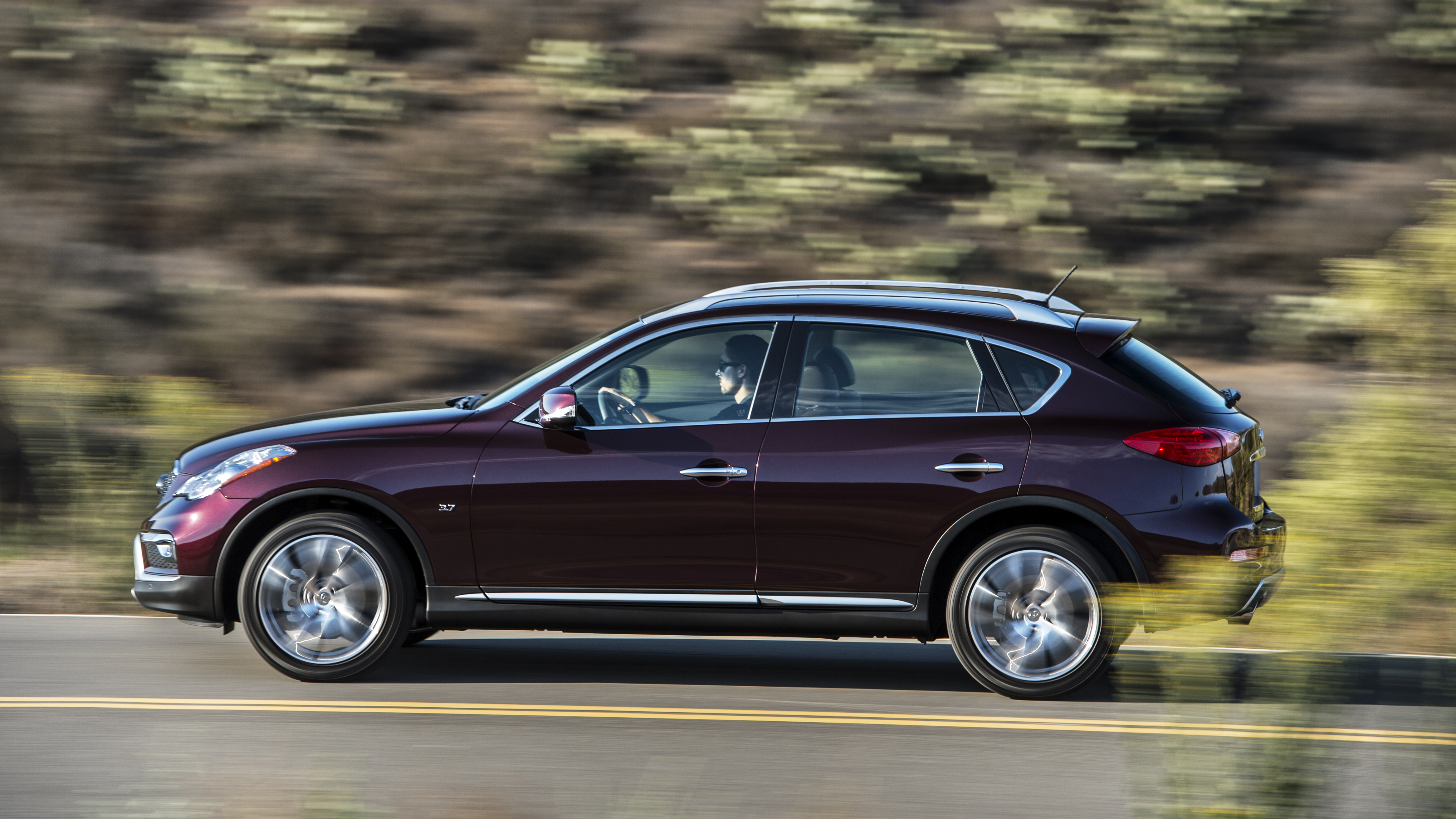 2016_infiniti_qx50_08.jpg