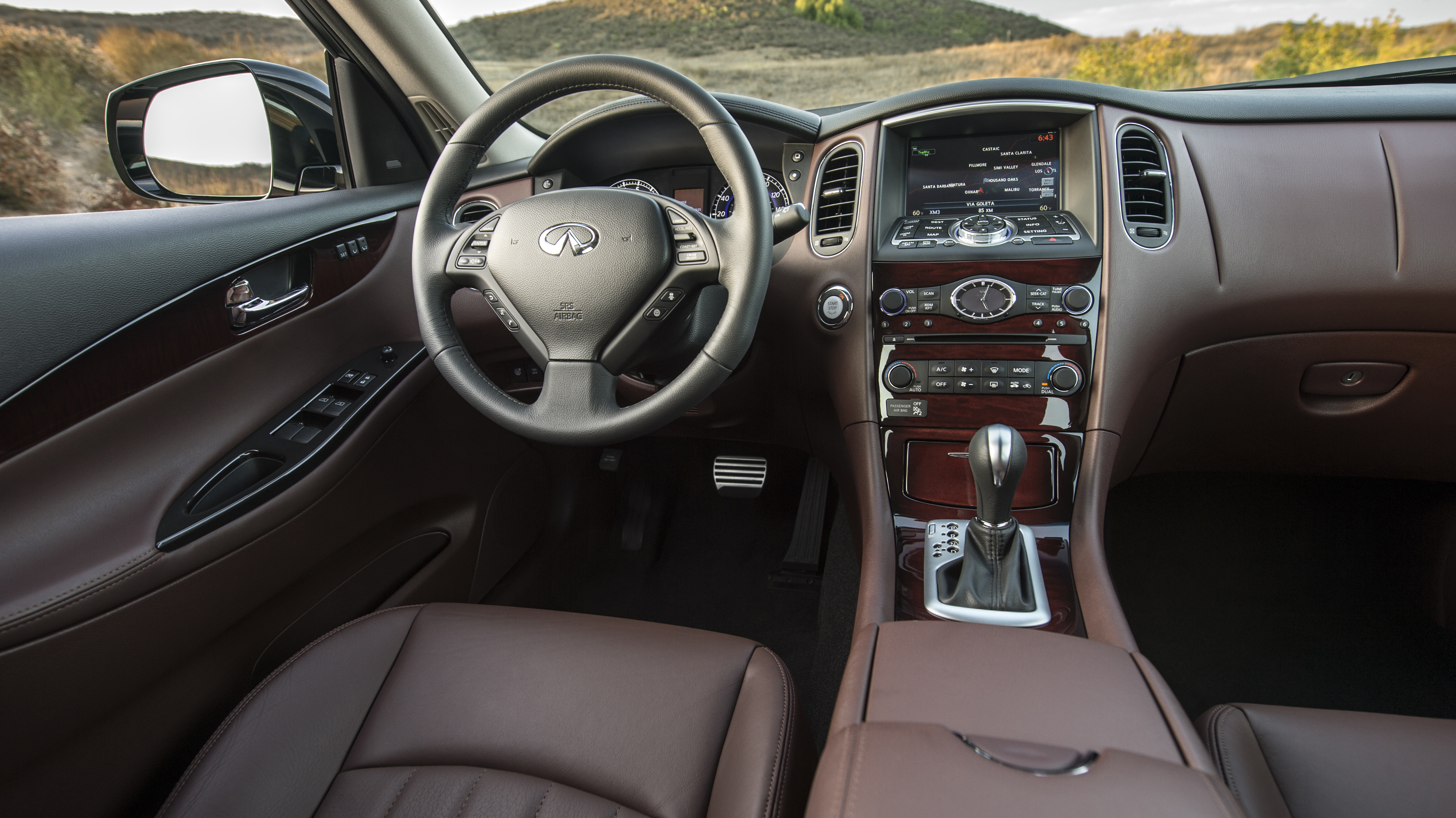 2016_infiniti_qx50_27.jpg