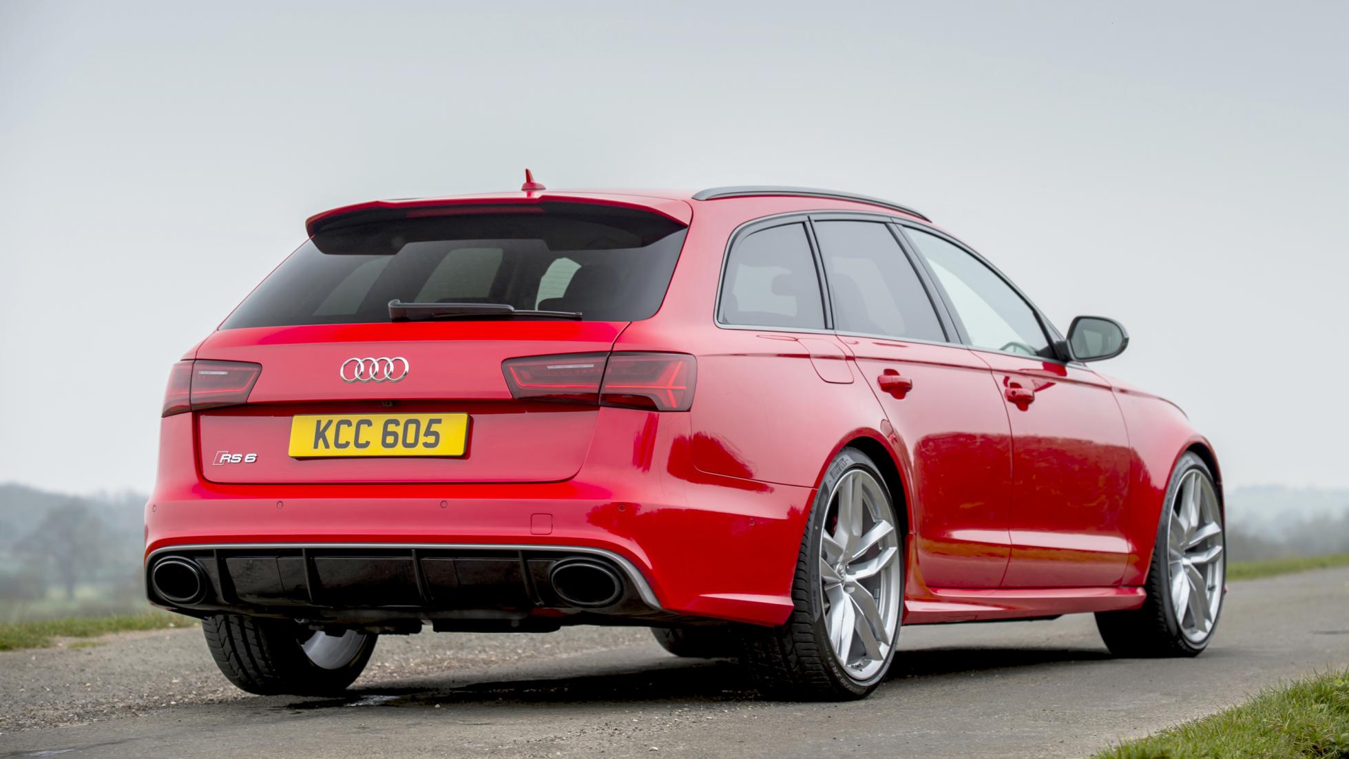 audirs6avant_005.jpg