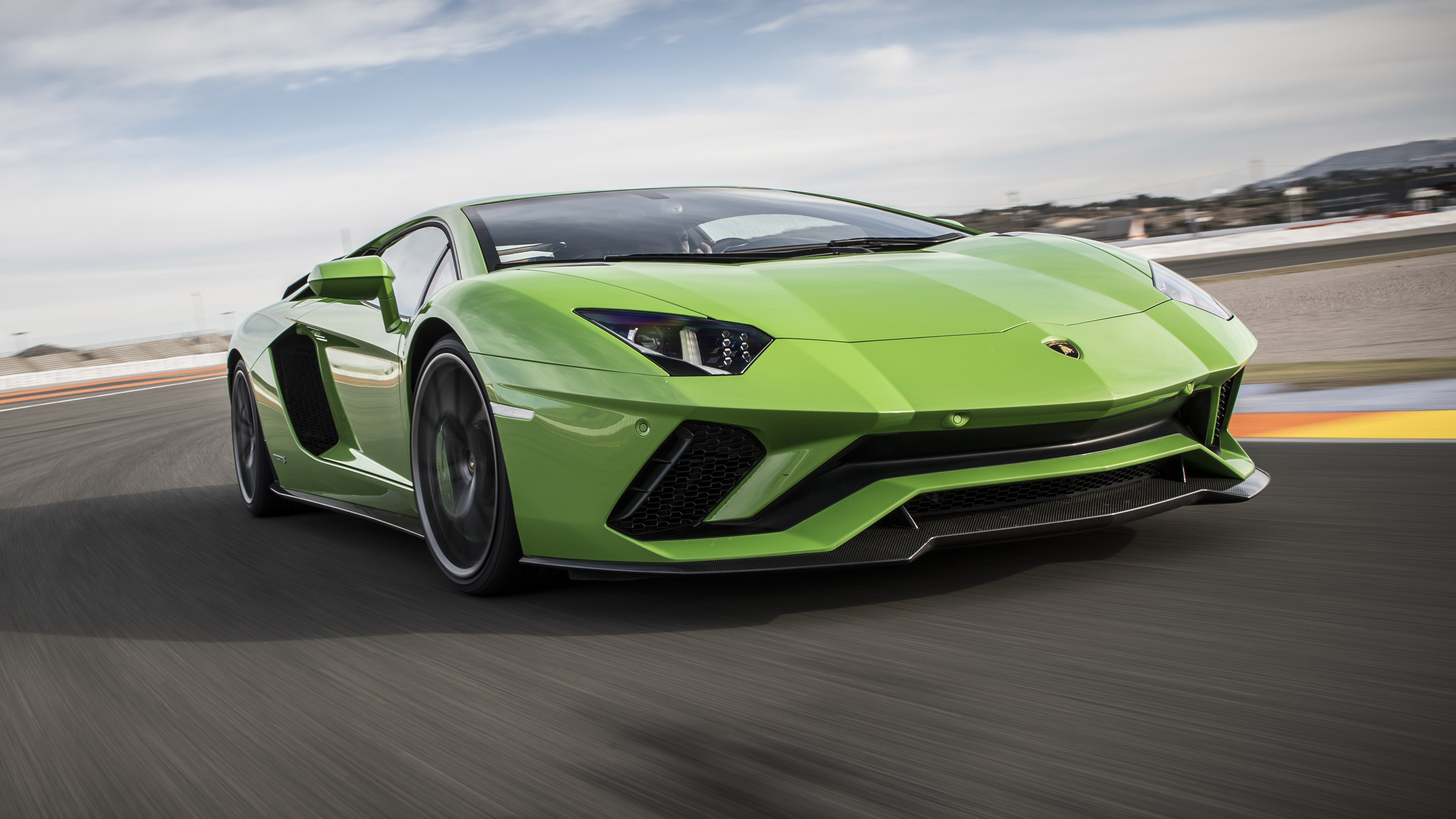 aventador-s_green_014.jpg